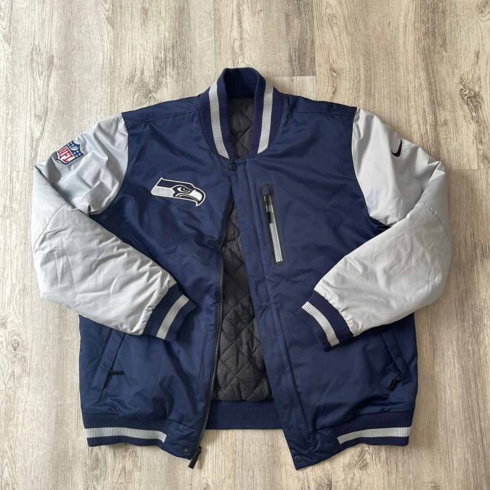 Nike Seattle Seahawks reversible bomber size XL
